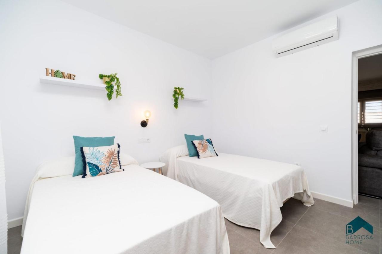 Villa Sauz B à Chiclana de la Frontera Extérieur photo